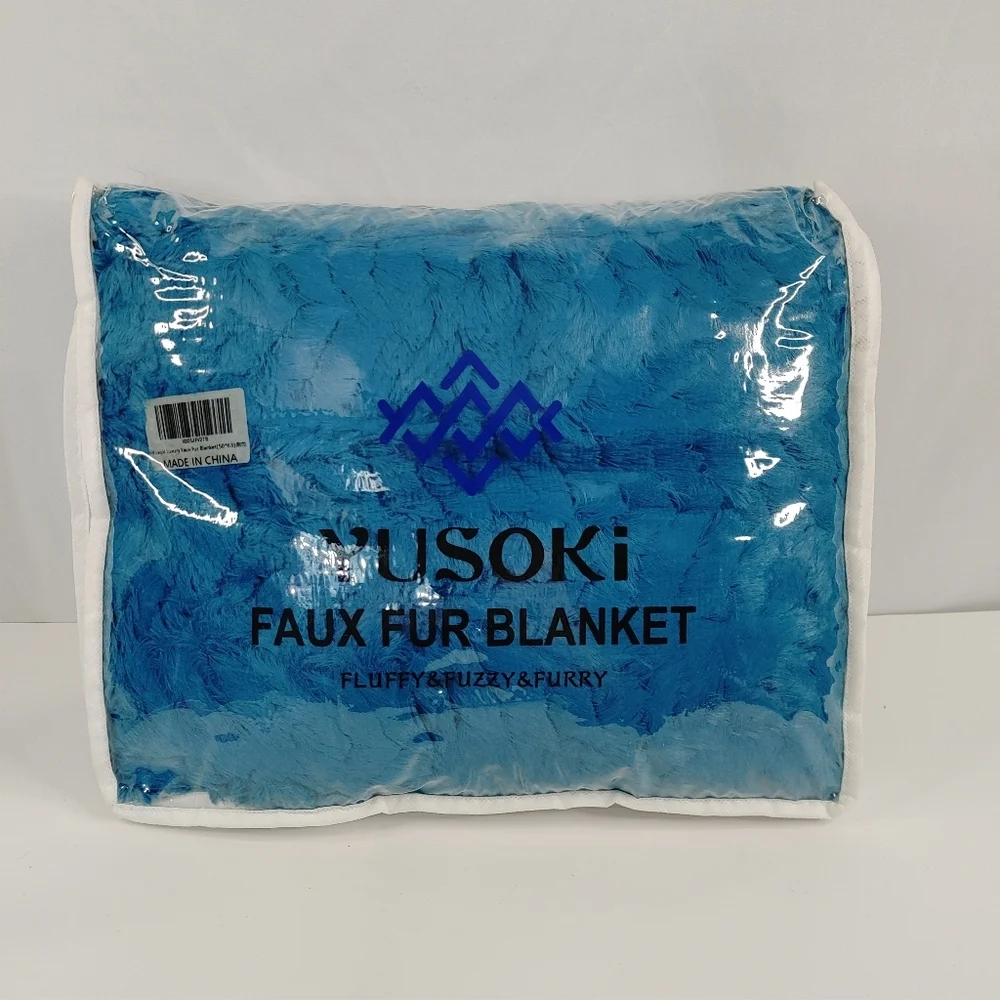 Yusoki Faux Fur Blanket Plush Throw Blue Cozy Soft Fluffy 50x63 New
